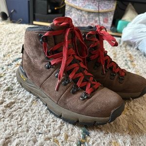 Danner 600 Brown/Red